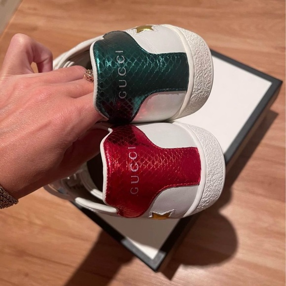 Gucci Ace Sneakers with Stars - Picture 5 of 6